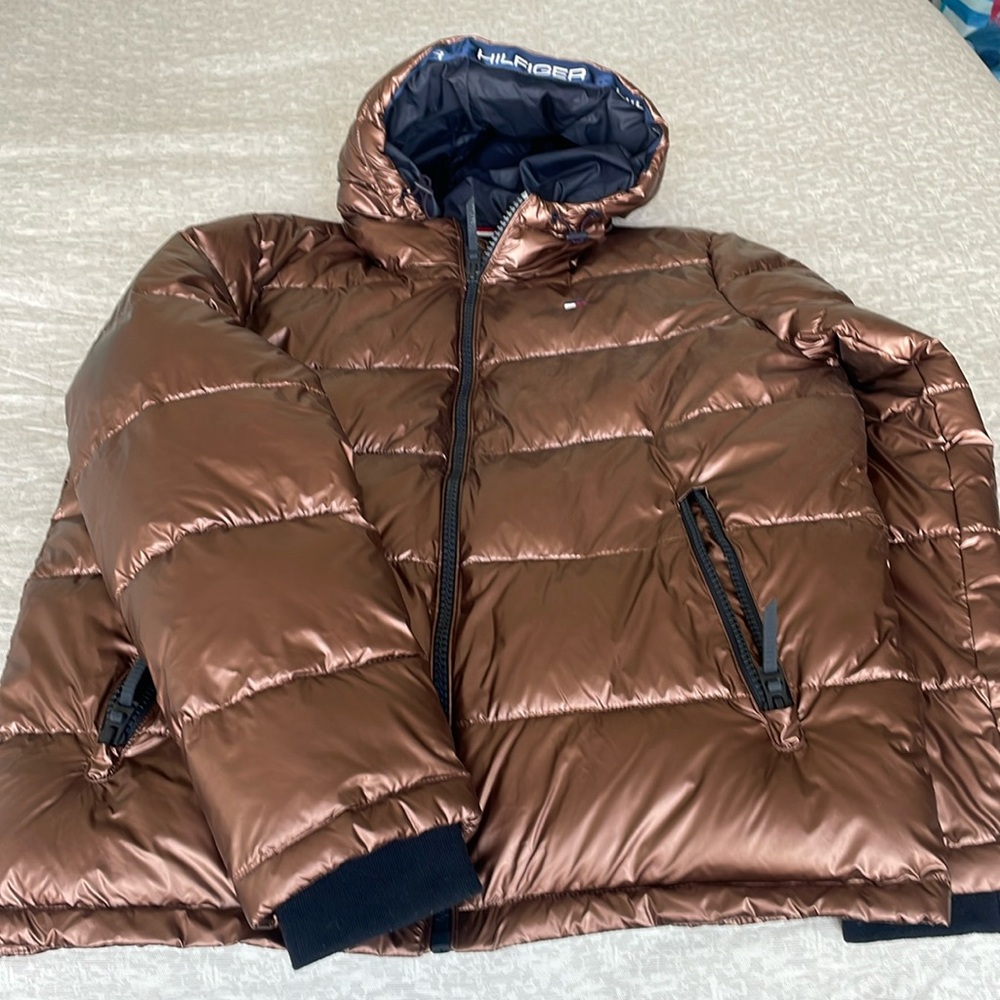 Bronze Tommy Hilfiger puffy coat/jacket